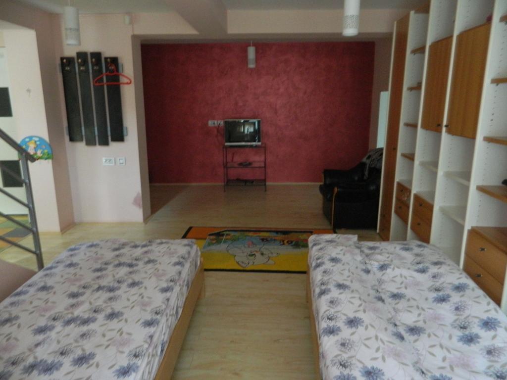 Cazare Vio Hotel Клуж-Напока Екстериор снимка